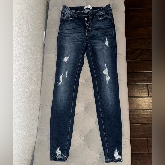 KanCan Denim - Kancan Dark Wash Distressed Skinny Jeans, Like New, Size: 9/28